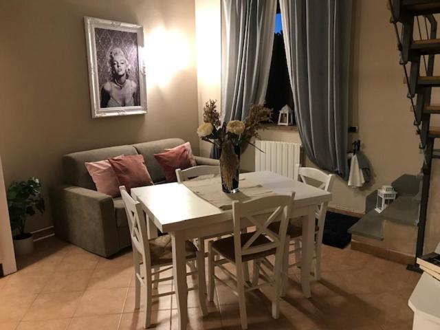 شقة Sunset House كاسْتيلونْشيلّو المظهر الخارجي الصورة